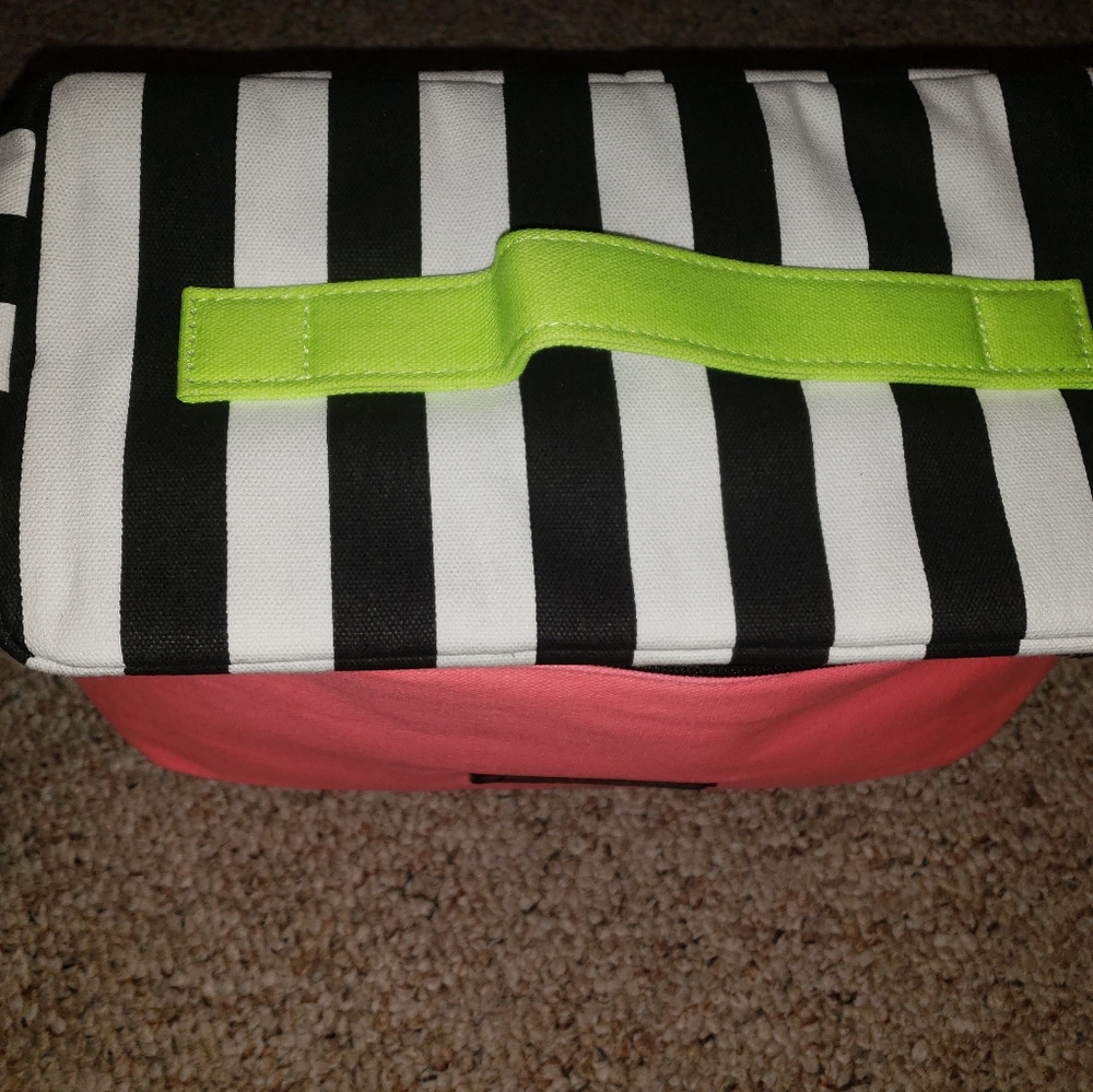 Victoria Secret bra/panty travel bag - Picture 7 of 10